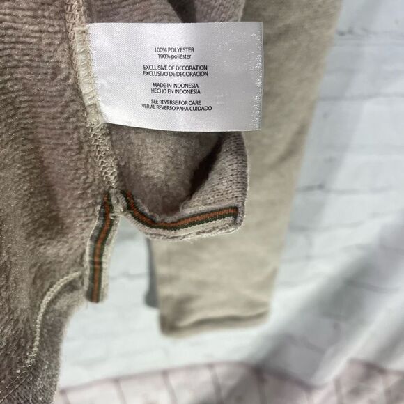 Woolrich 1/4 zip pullover  - Picture 5 of 7